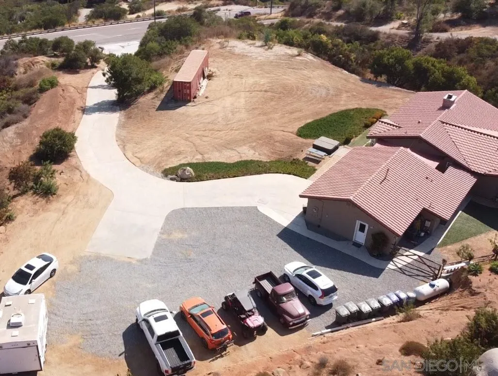 435 La Cresta Road El Cajon, CA 92021 - Photo 2 of 44 Gallery Image 2