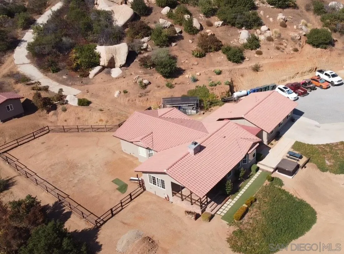 435 La Cresta Road El Cajon, CA 92021 - Photo 3 of 44 Gallery Image 3