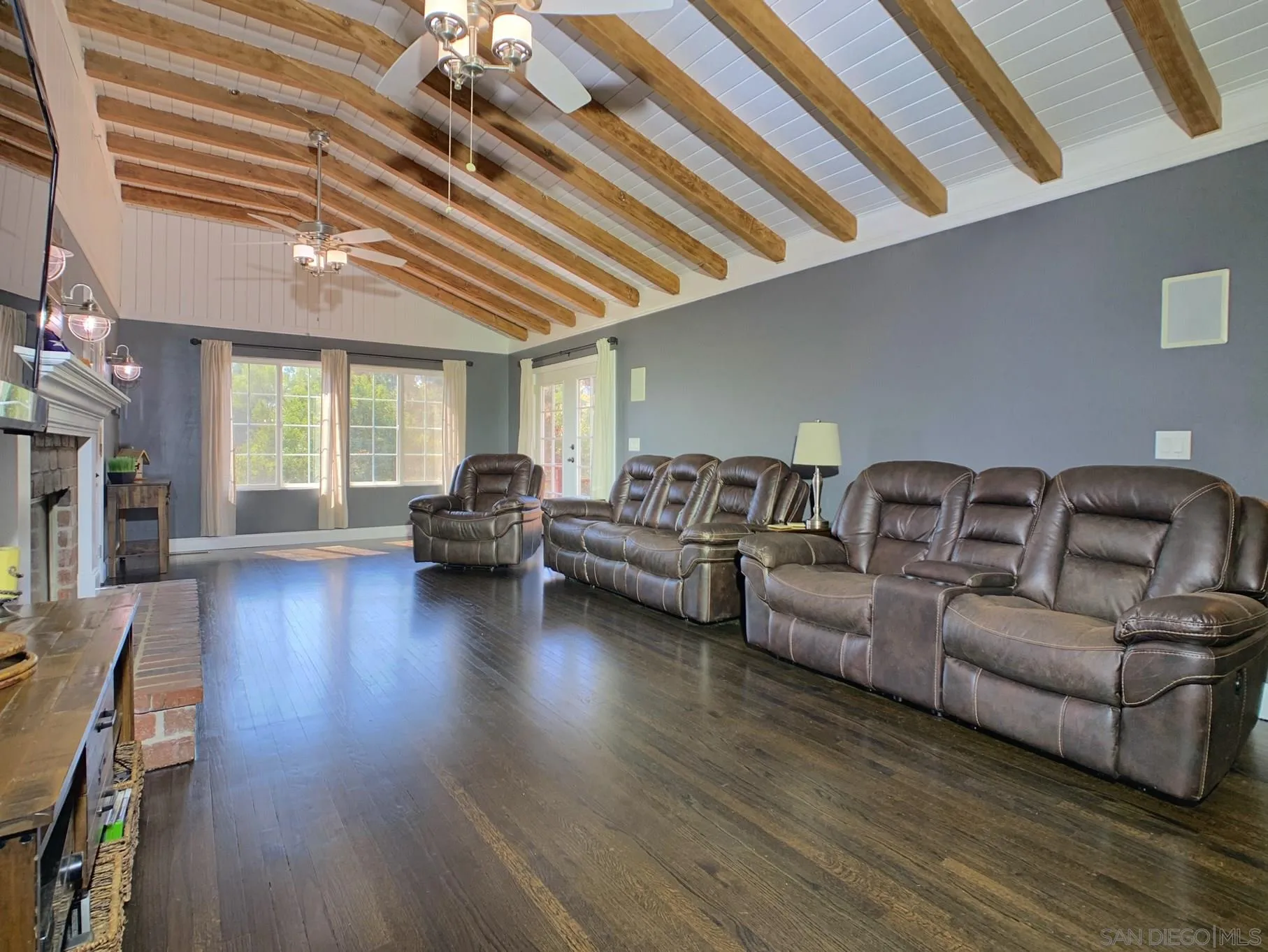 435 La Cresta Road El Cajon, CA 92021 - Photo 8 of 44 Gallery Image 8
