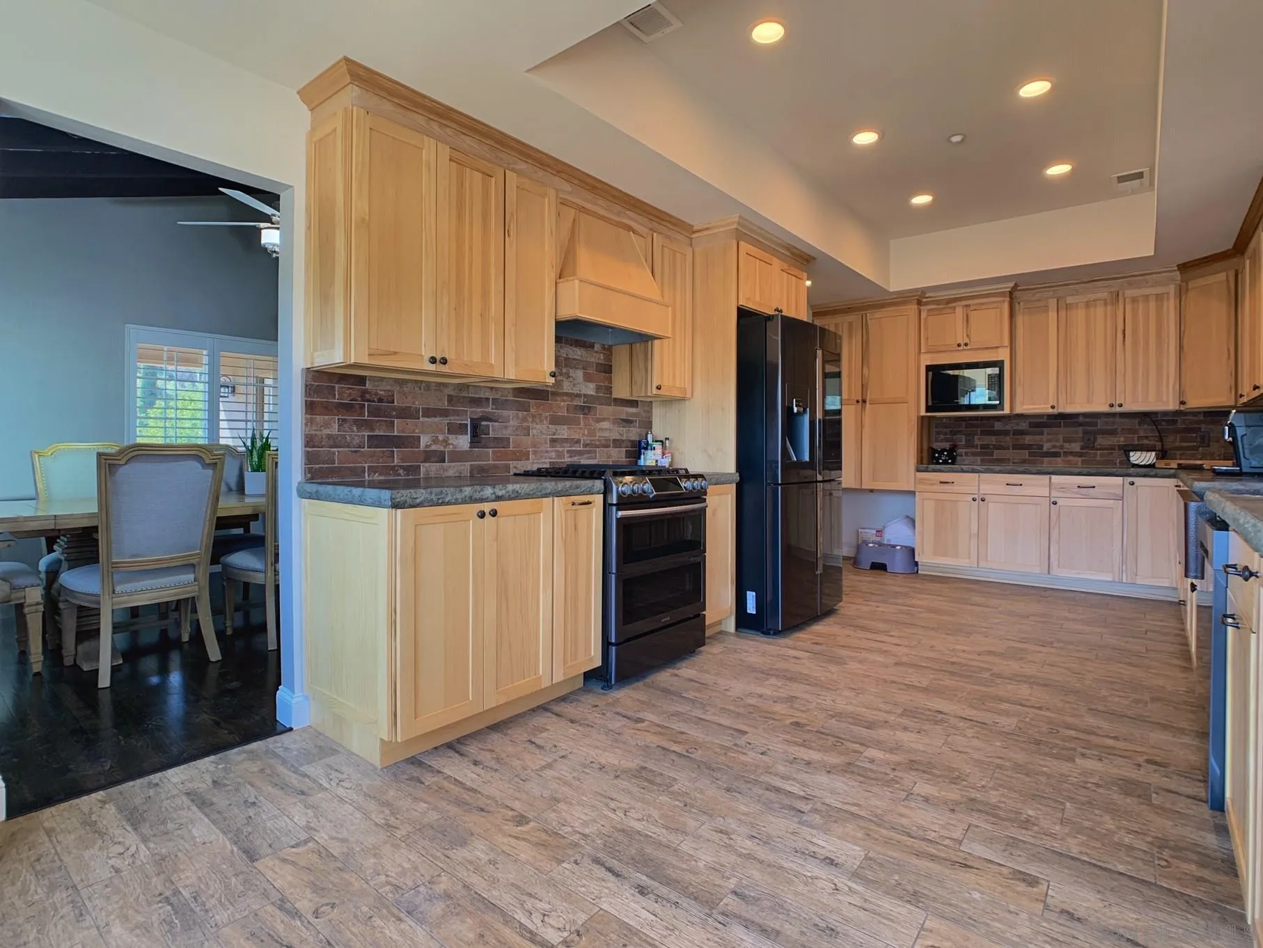 435 La Cresta Road El Cajon, CA 92021 - Photo 9 of 44 Gallery Image 9