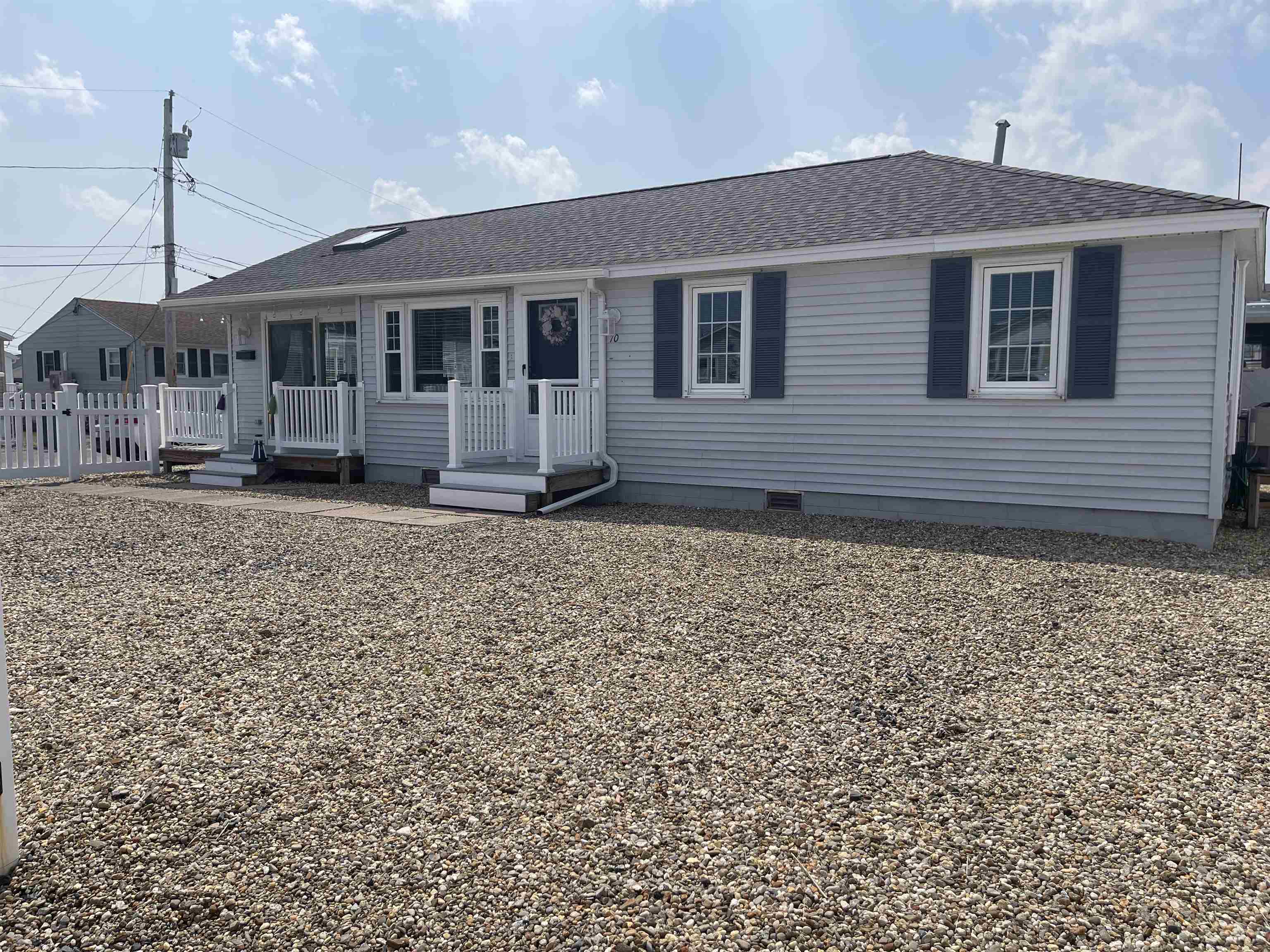 70 Brown Avenue Hampton, NH 03842 - Photo 16 of 31