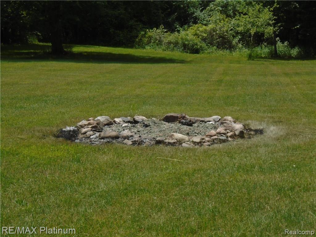 7134 Bergin Road Howell, MI 48843 - Photo 18 of 20 DSC00812.JPG