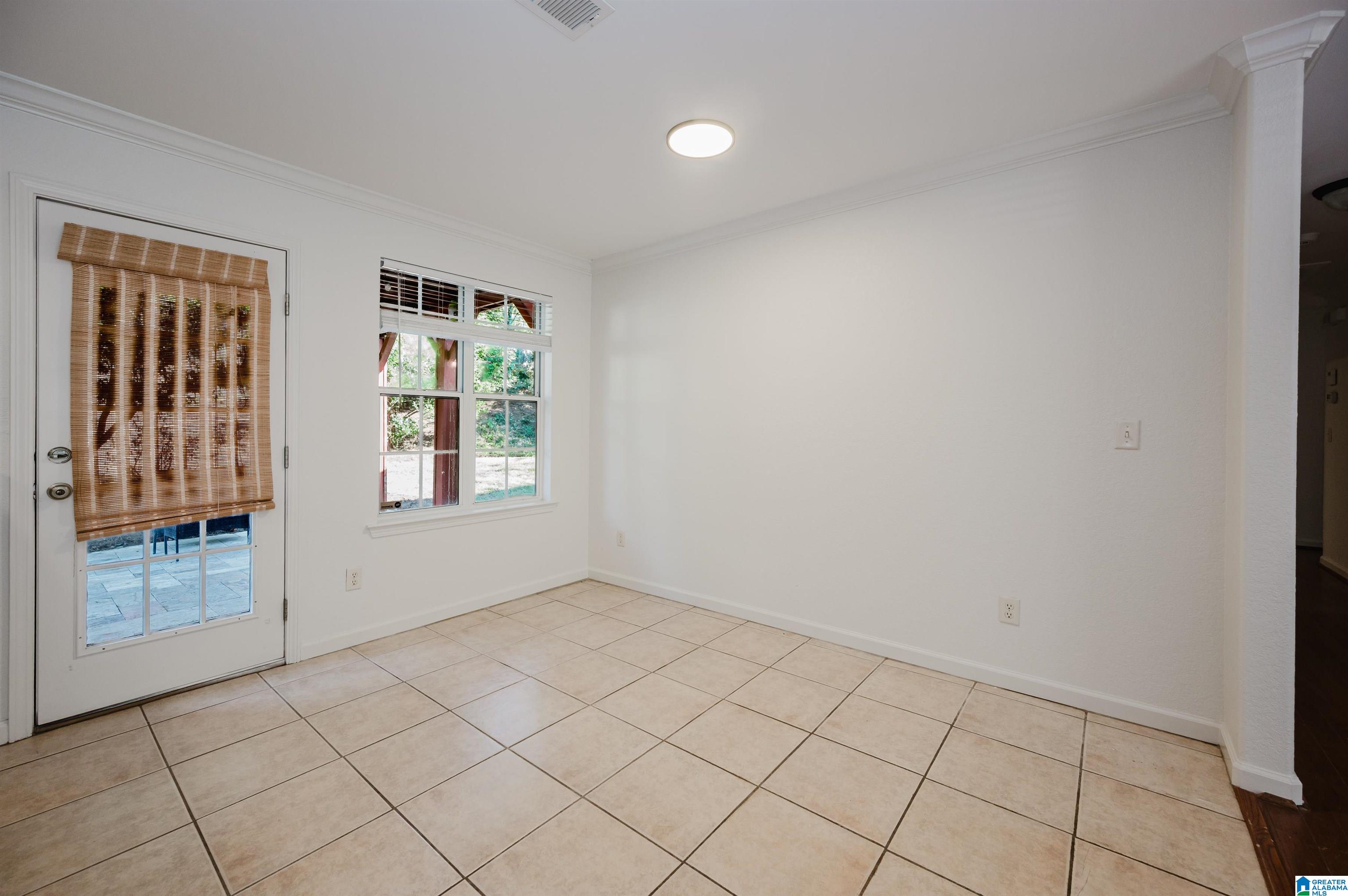153 Reese Drive Alabaster, AL 35007 - Photo 10 of 36
