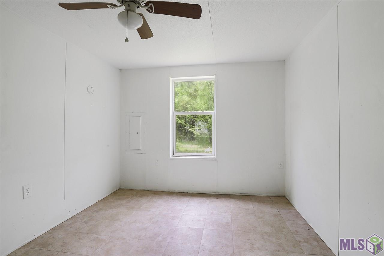 35375 Walker Road North Walker, LA 70785 - Photo 6 of 10