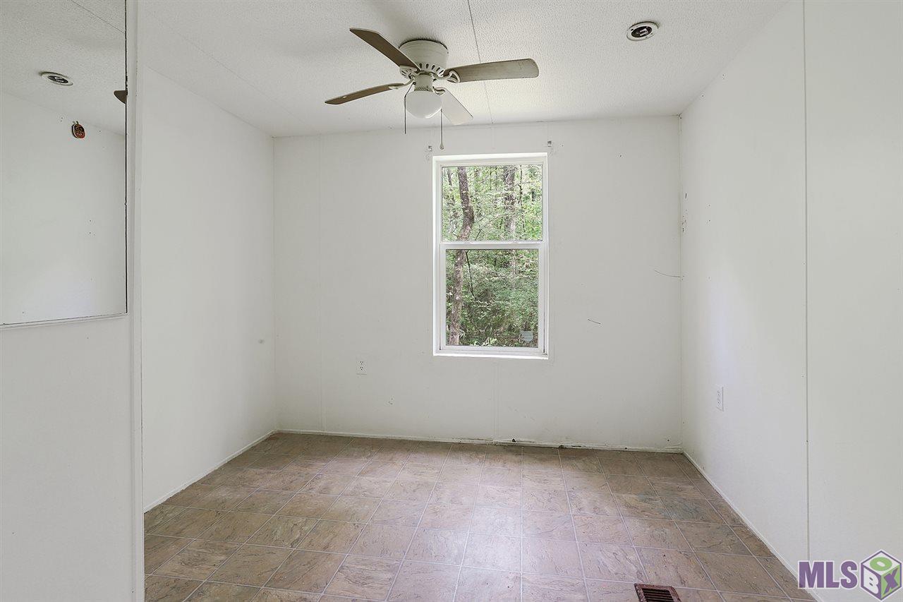 35375 Walker Road North Walker, LA 70785 - Photo 9 of 10