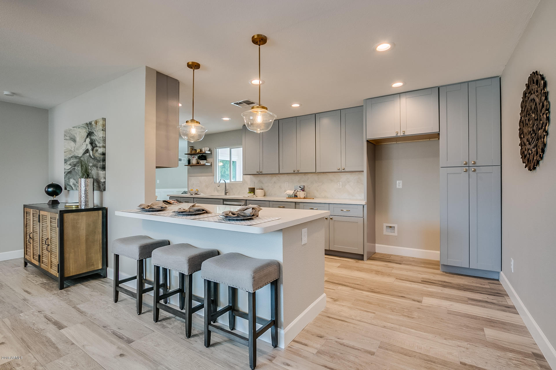 3309 South Newberry Road Tempe, AZ 85282 - Photo 8 of 45 Newberry-8