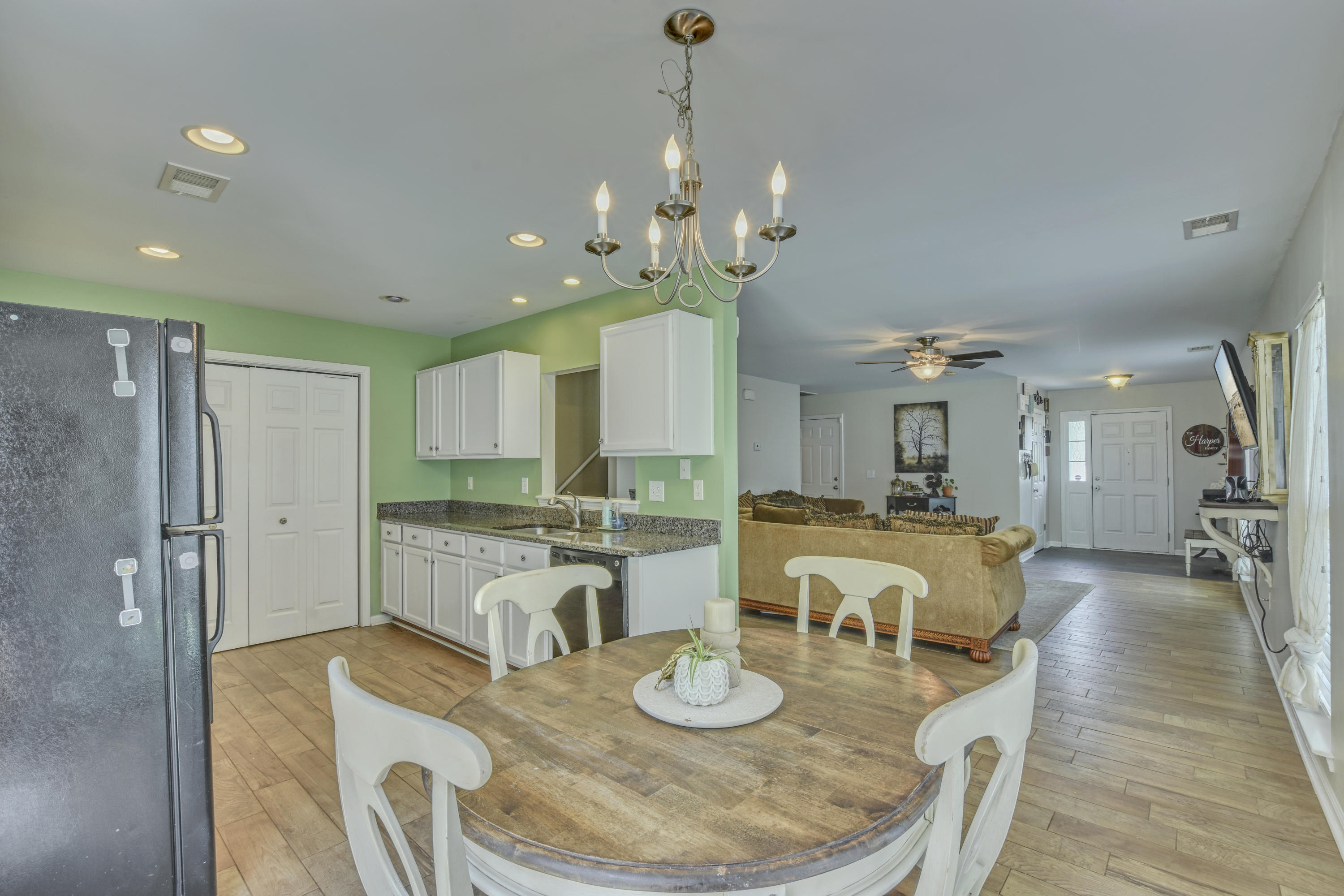 246 Island Green Road Goose Creek, SC 29445 - Photo 15 of 38 24 (2)