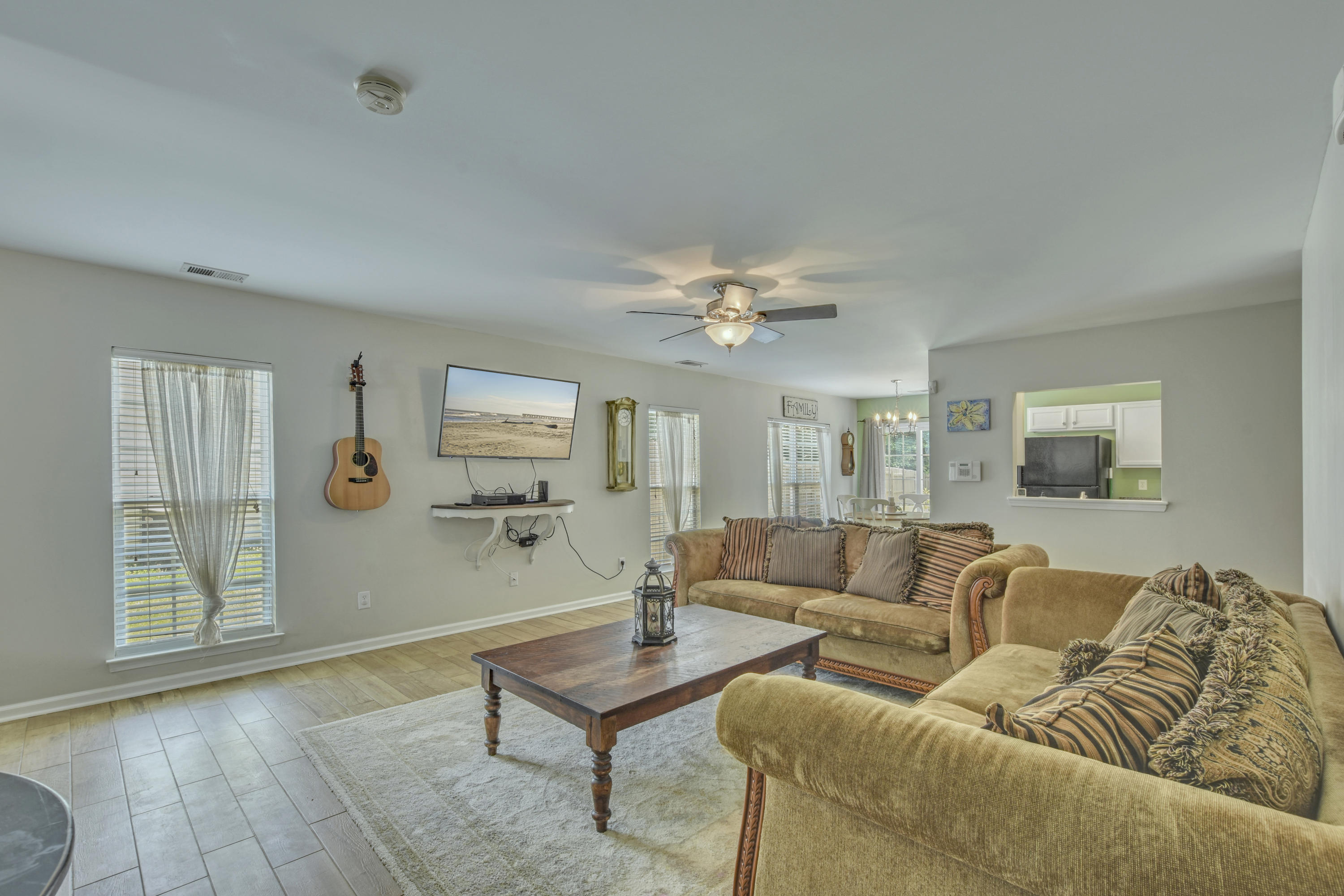 246 Island Green Road Goose Creek, SC 29445 - Photo 8 of 38 21 (1)