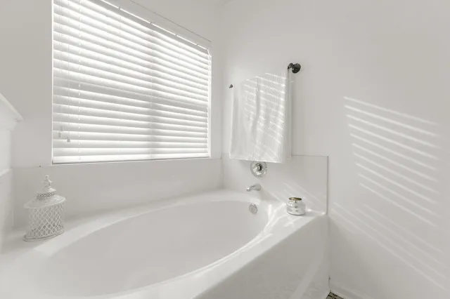 $379,900 | 52 Creek Bend Drive, Summerville, SC 29485