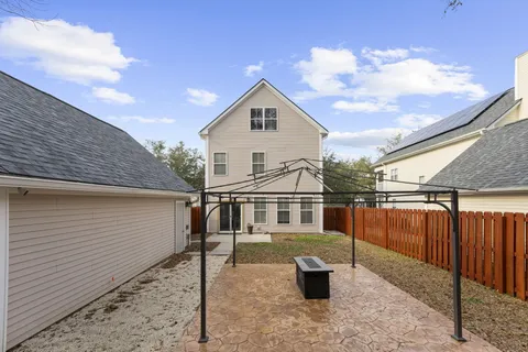 $379,900 | 52 Creek Bend Drive, Summerville, SC 29485