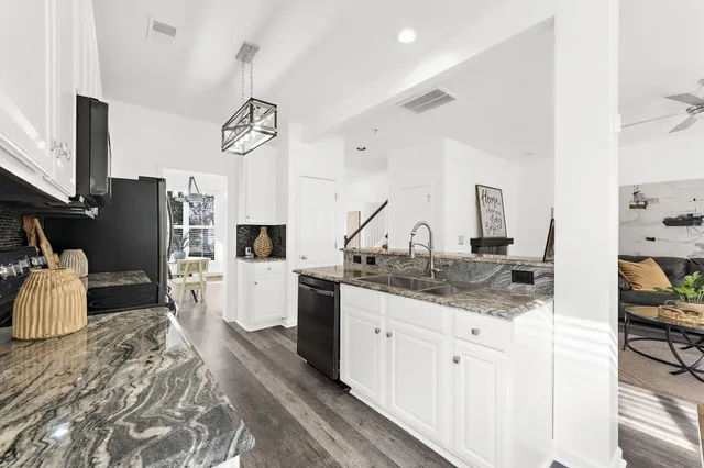 $379,900 | 52 Creek Bend Drive, Summerville, SC 29485