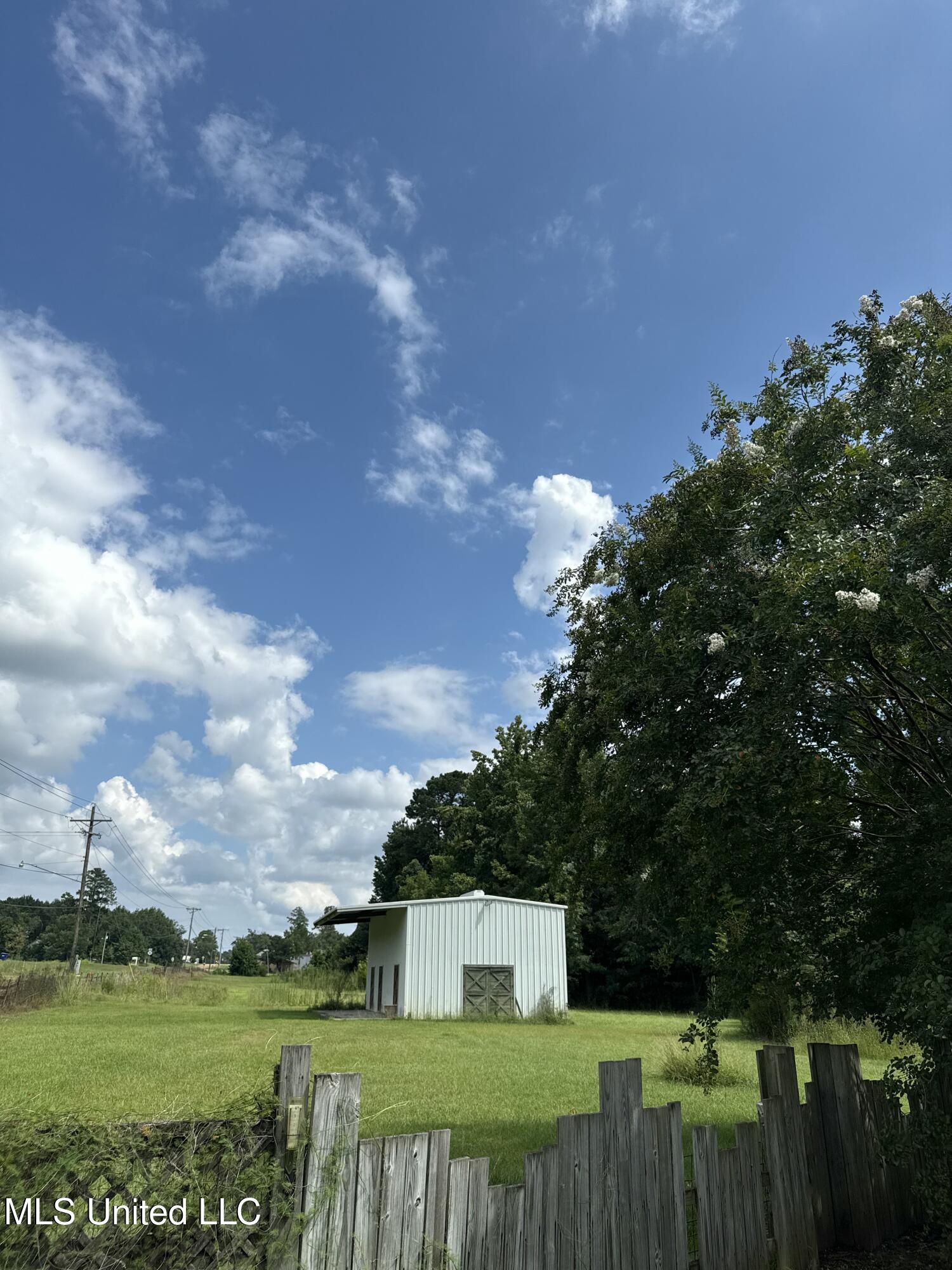 609 North Rutherford Drive Kilmichael, MS 39747 - Photo 31 of 43 71719847-2F65-4380-A63D-00FE600525F6