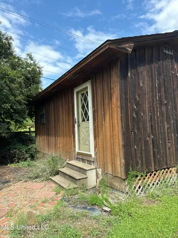 $199,000 | 609 North Rutherford Drive, Kilmichael, MS 39747