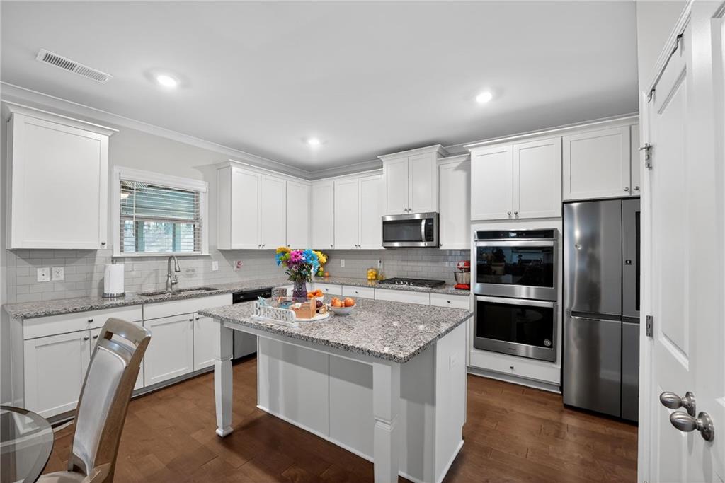 225 Sebastian Cove Hampton, GA 30228 - Photo 12 of 31