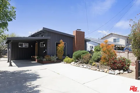 $825,000 | 10623 Woodward Avenue, Sunland, CA 91040