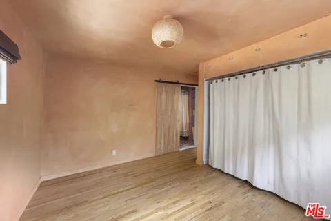 $825,000 | 10623 Woodward Avenue, Sunland, CA 91040