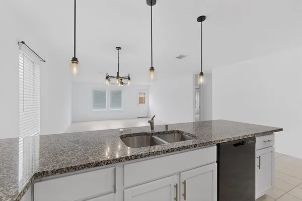 $2,000 | 1430 Everett Gdns Way, Forney, TX 75126