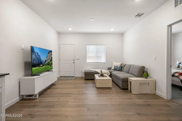 $649,500 | 707 Butte Crk Road, Dayton, NV 89403