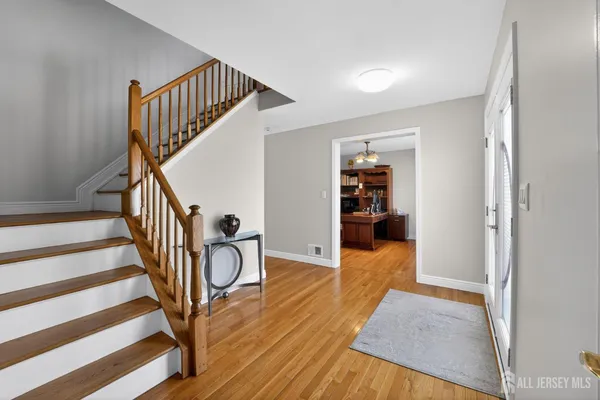 $842,000 | 17 Willow Drive, Old Bridge, NJ 08857