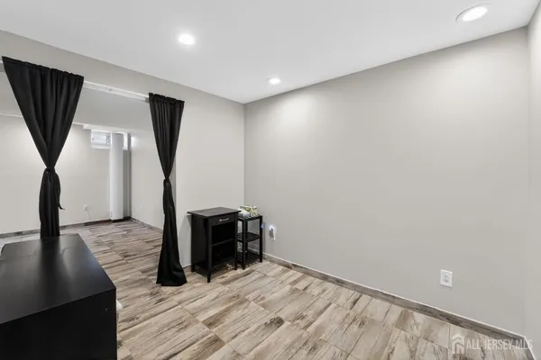 $842,000 | 17 Willow Drive, Old Bridge, NJ 08857