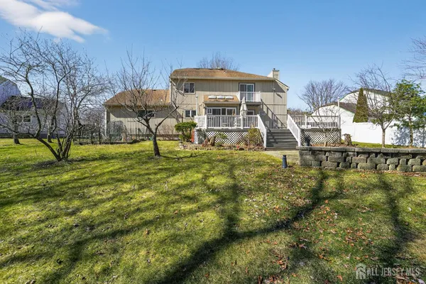$842,000 | 17 Willow Drive, Old Bridge, NJ 08857