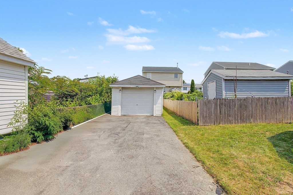 496 Tucker Street Fall River, MA 02721 - Photo 14 of 16
