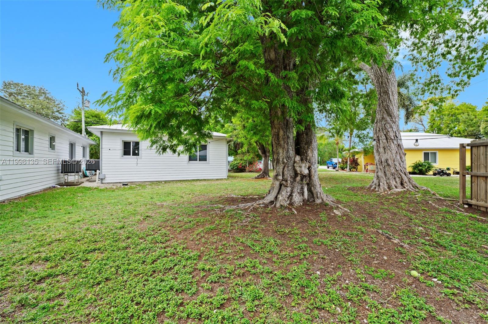 4 Transylvania Avenue, Unit B Key Largo, FL 33037 - Photo 19 of 31
