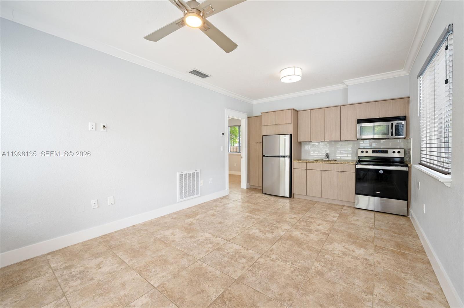 4 Transylvania Avenue, Unit B Key Largo, FL 33037 - Photo 4 of 31