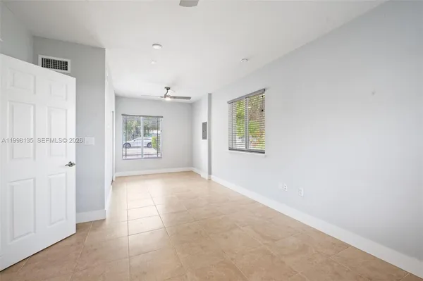 $2,300 | 4 Transylvania Avenue, Unit B, Key Largo, FL 33037