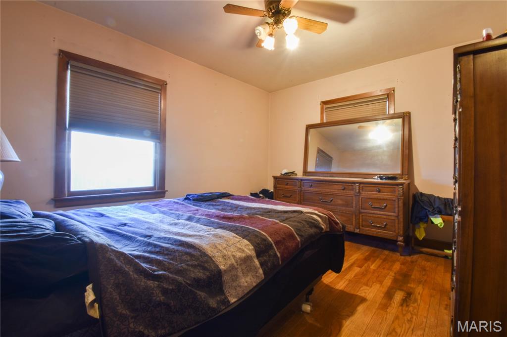 307 South Street Gillespie, IL 62033 - Photo 10 of 23