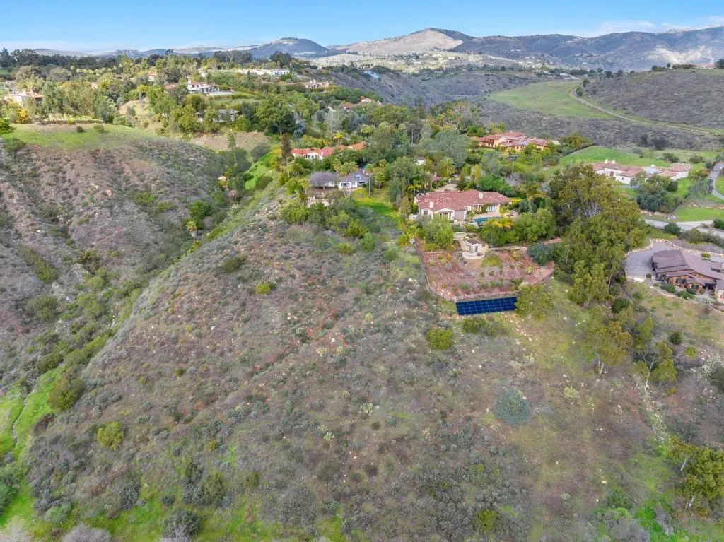 16574 Zumaque Rancho Santa Fe, CA 92067 - Photo 41 of 47