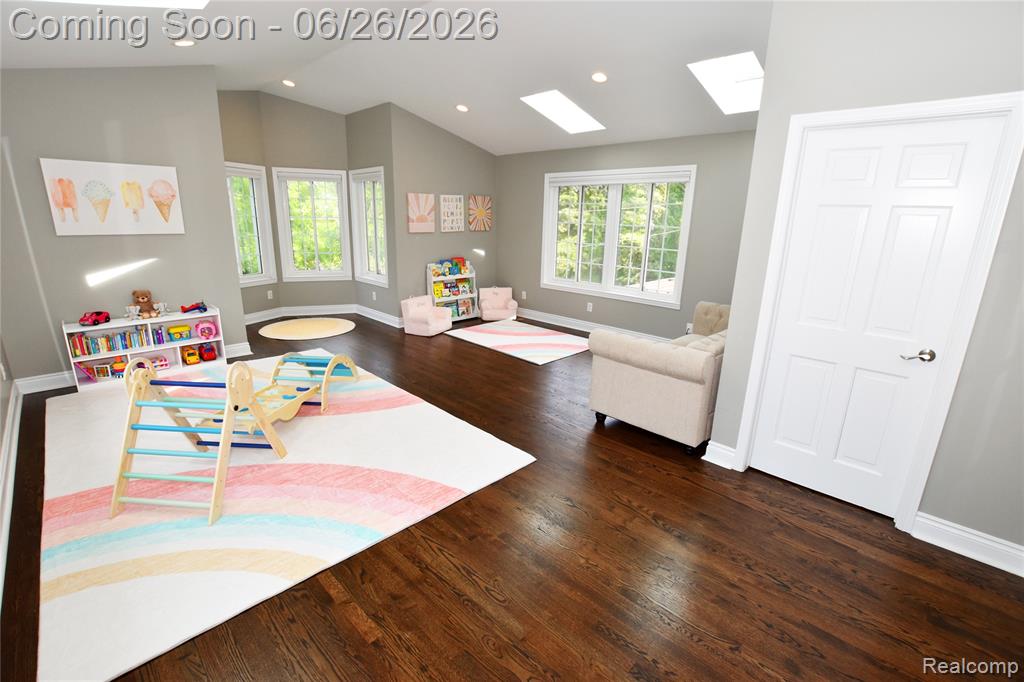 9497 Ellis Road Clarkston, MI 48348 - Photo 7 of 25