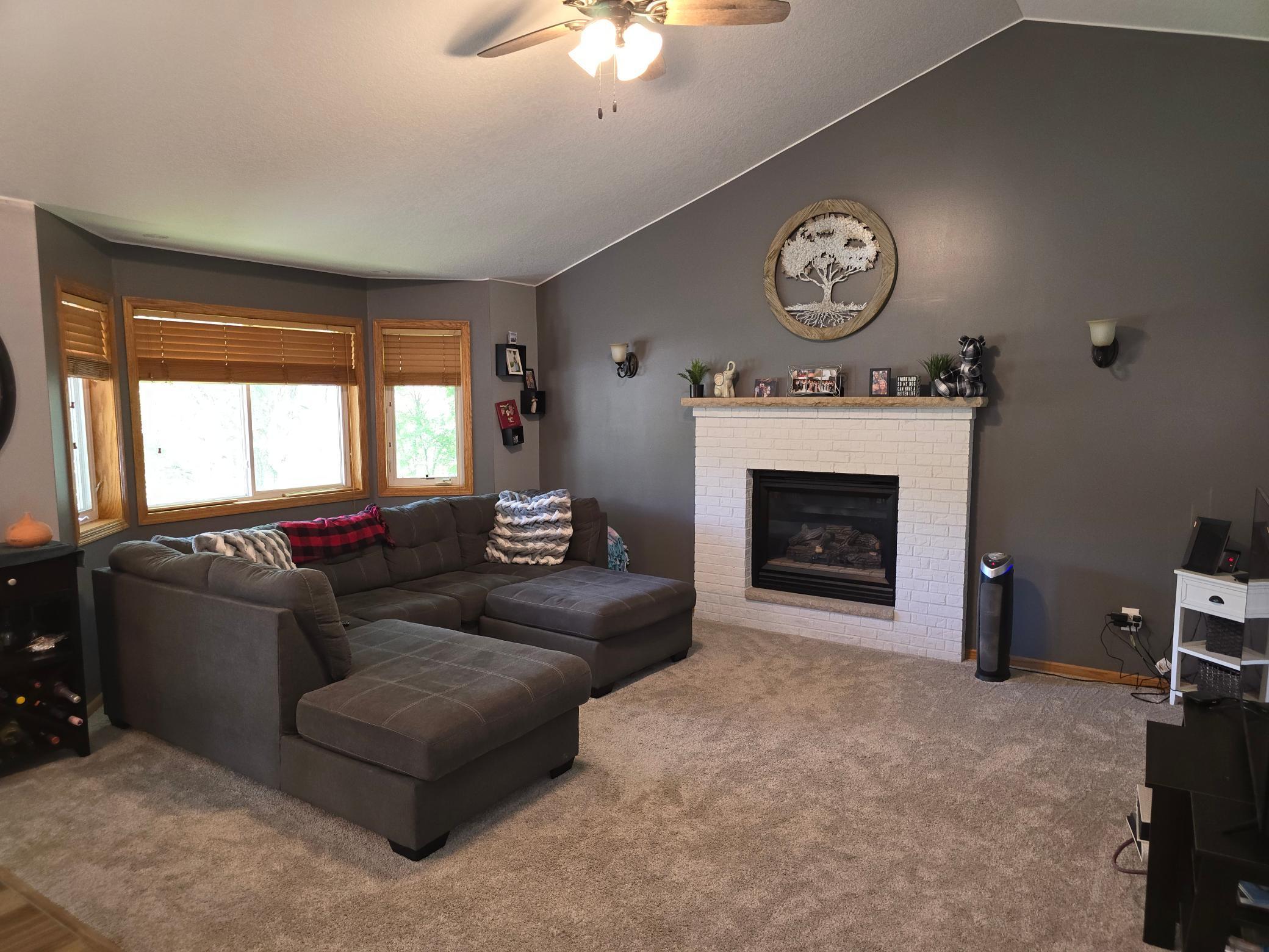 1201 Hemlock Circle Buffalo, MN 55313 - Photo 2 of 25