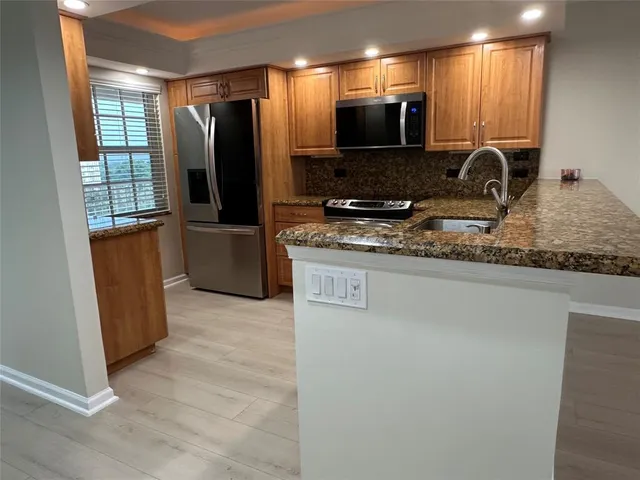 $2,600 | 3510 Oaks Way, Unit 801, Pompano Beach, FL 33069