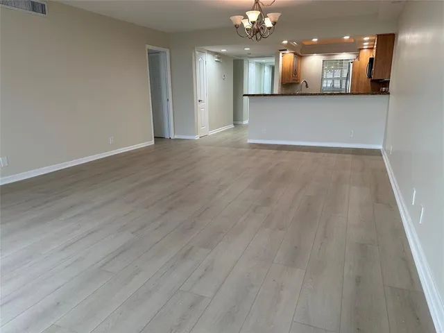 $2,600 | 3510 Oaks Way, Unit 801, Pompano Beach, FL 33069