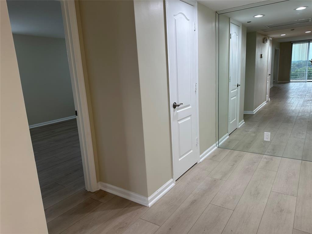 3510 Oaks Way, Unit 801 Pompano Beach, FL 33069 - Photo 23 of 37