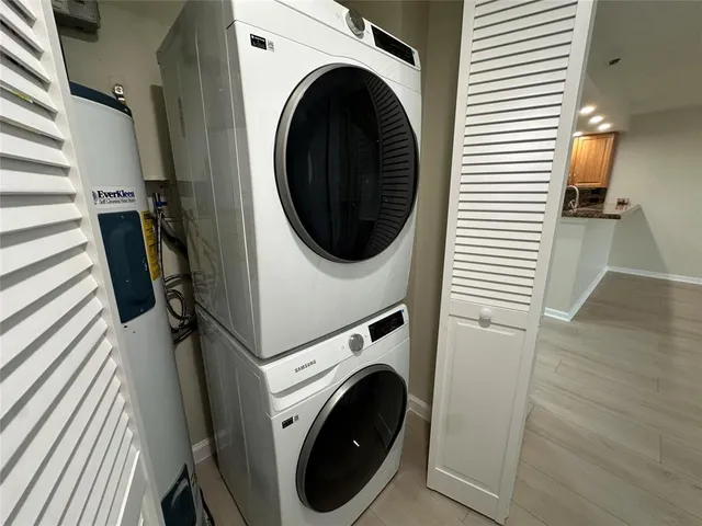 $2,600 | 3510 Oaks Way, Unit 801, Pompano Beach, FL 33069