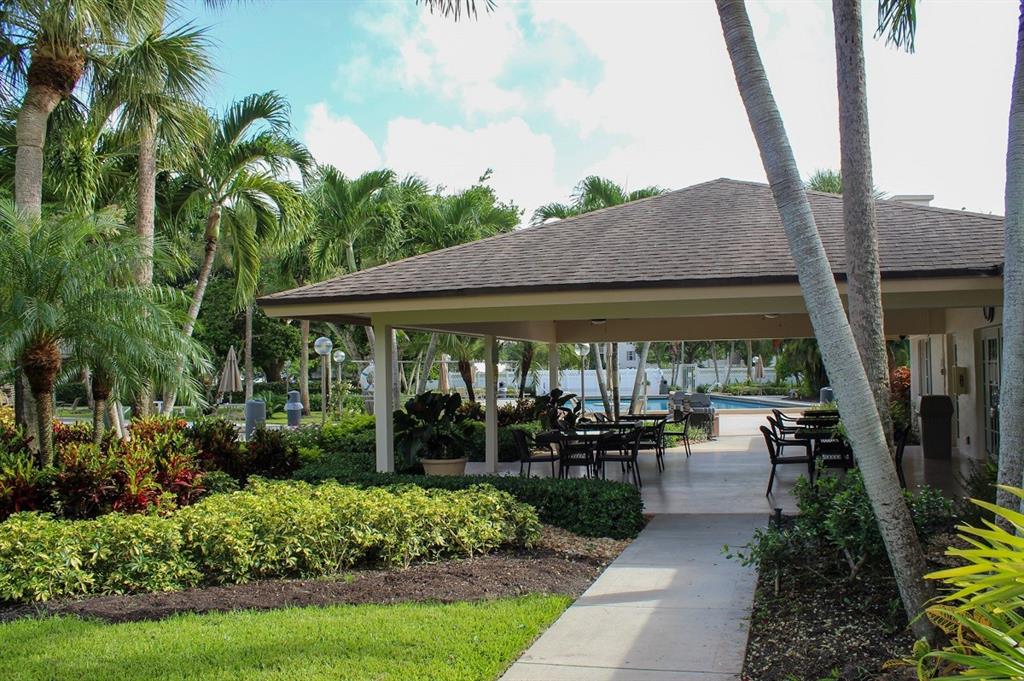 3510 Oaks Way, Unit 801 Pompano Beach, FL 33069 - Photo 27 of 37