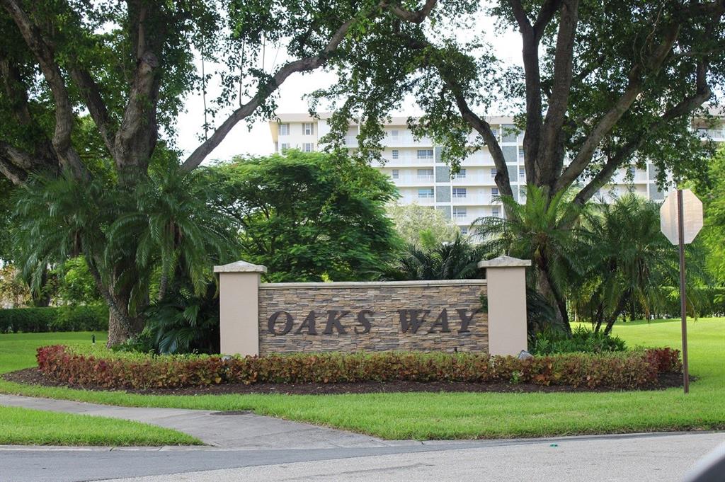 3510 Oaks Way, Unit 801 Pompano Beach, FL 33069 - Photo 28 of 37