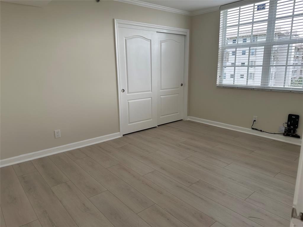 3510 Oaks Way, Unit 801 Pompano Beach, FL 33069 - Photo 5 of 37 2nd bedroom