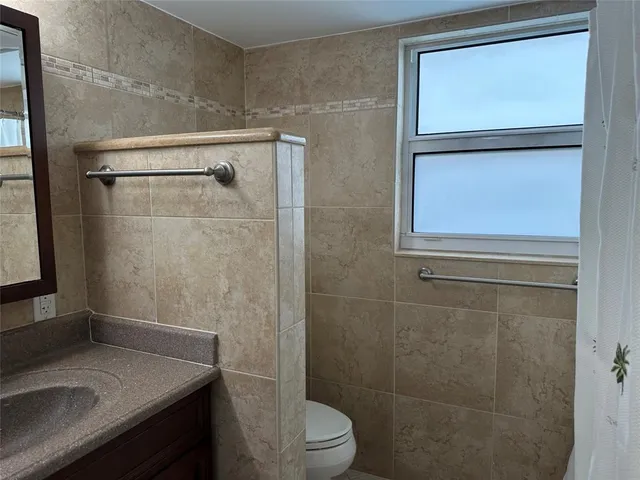 $2,600 | 3510 Oaks Way, Unit 801, Pompano Beach, FL 33069