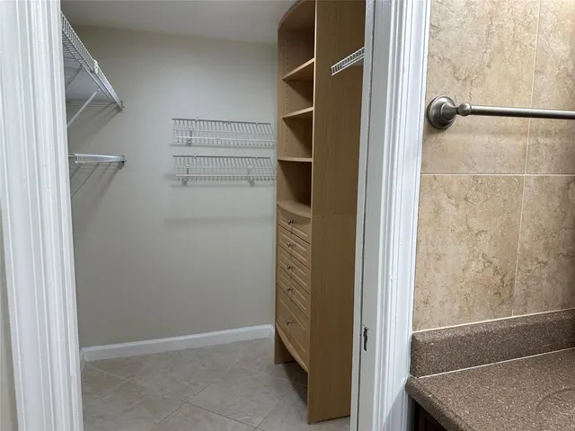 $2,600 | 3510 Oaks Way, Unit 801, Pompano Beach, FL 33069