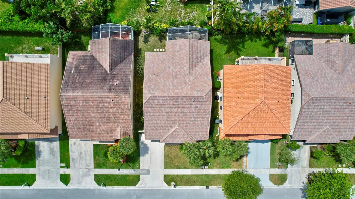 18237 Clear Brook Circle Boca Raton, FL 33498 - Photo 9 of 45 Photo 9