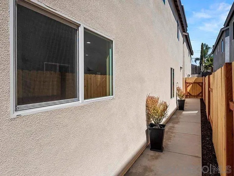 909 Concepcion Avenue Spring Valley, CA 91977 - Photo 27 of 27 a view of entryway