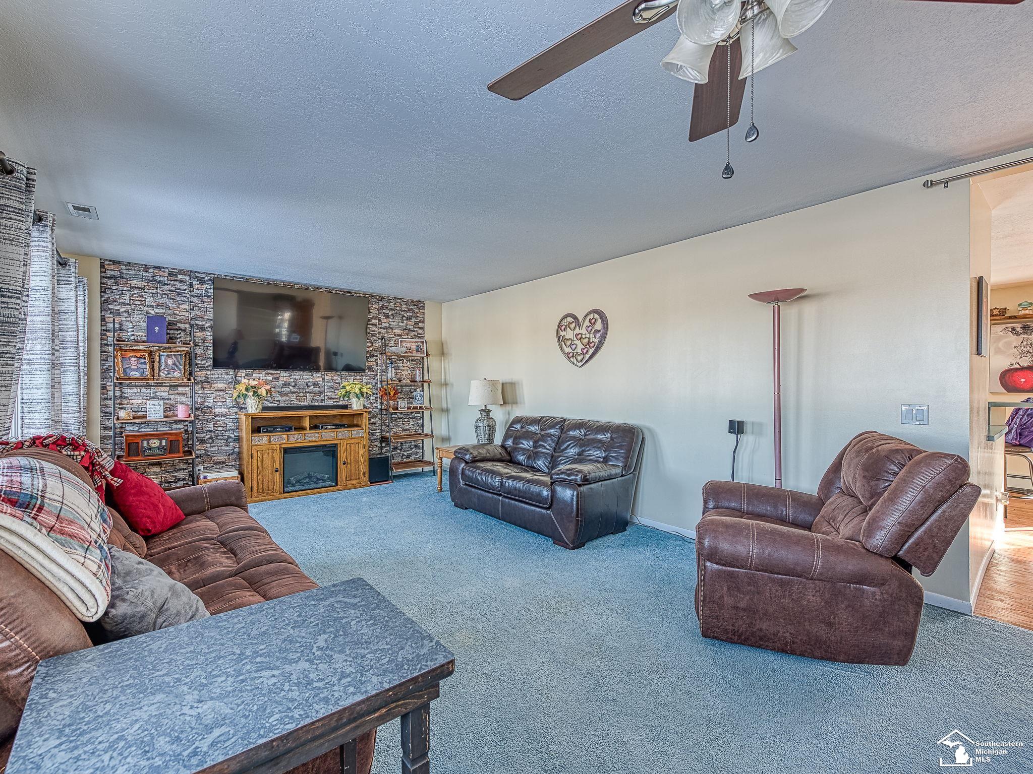 15823 Dixon Road Dundee, MI 48131 - Photo 13 of 47