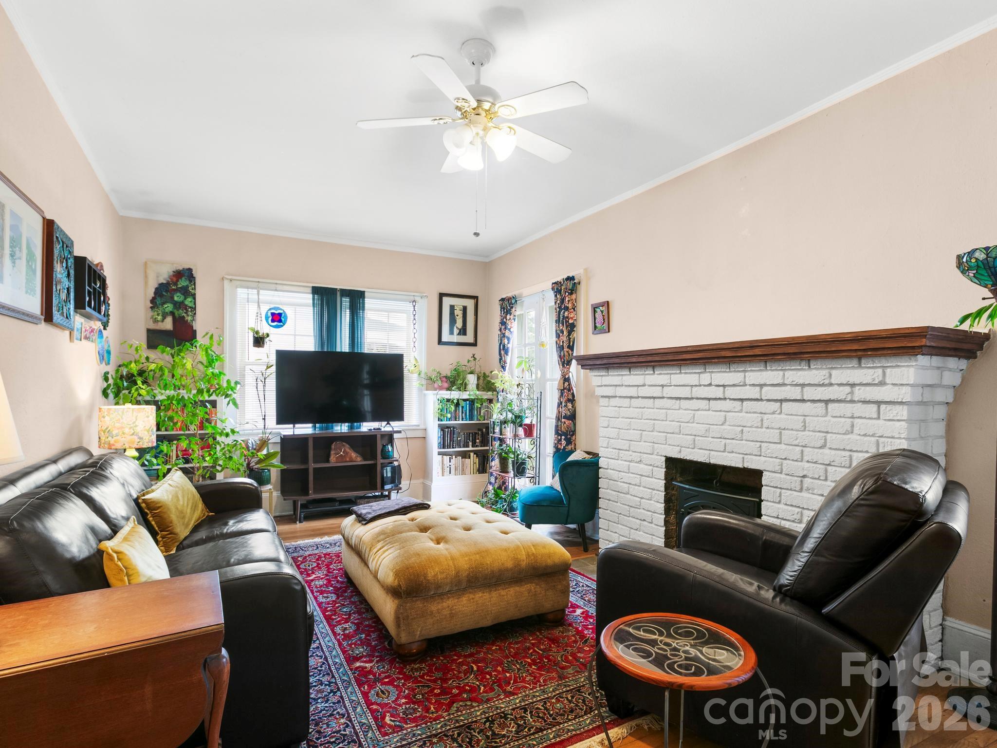 27 Warwick Road Asheville, NC 28803 - Photo 10 of 24 Gallery Image 10