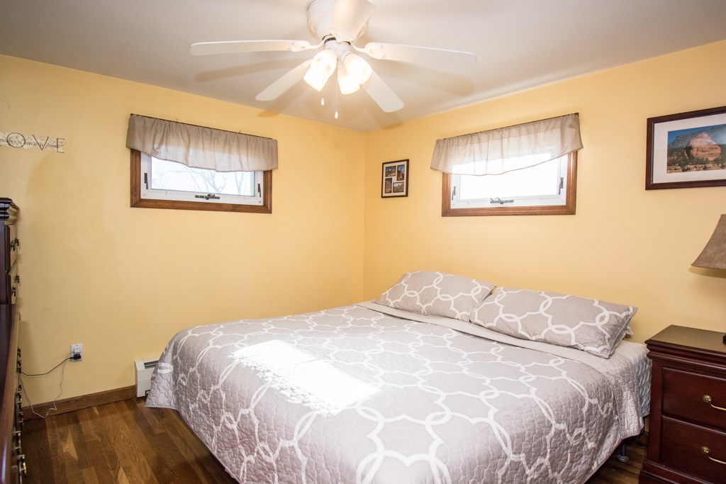 57 Crocus Street Warwick, RI 02886 - Photo 18 of 28 Gallery Image 18