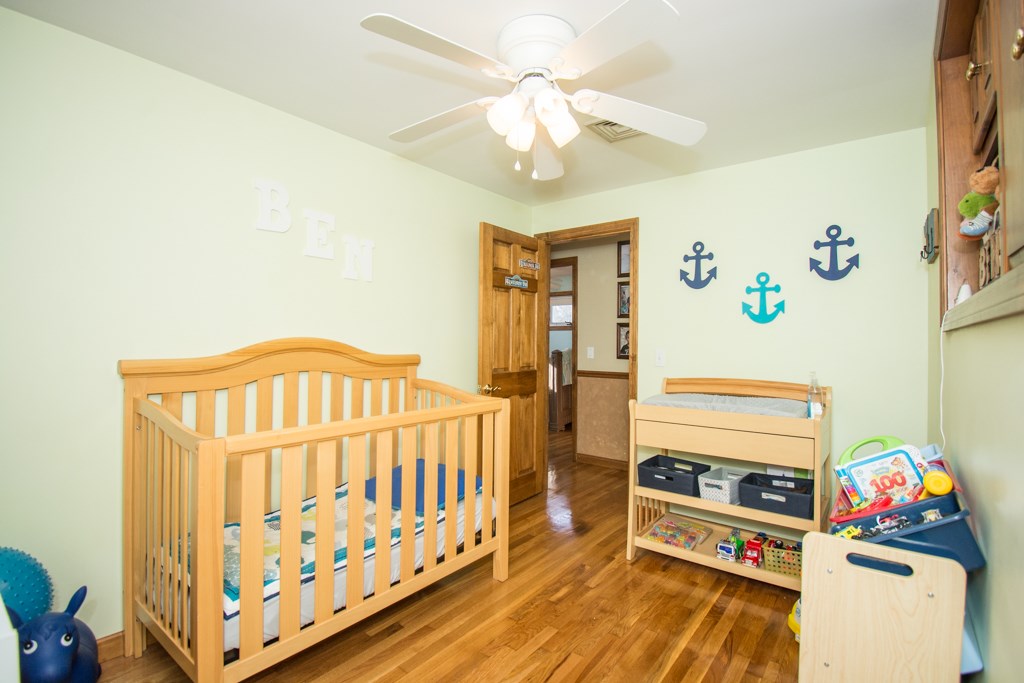 57 Crocus Street Warwick, RI 02886 - Photo 21 of 28 Gallery Image 21