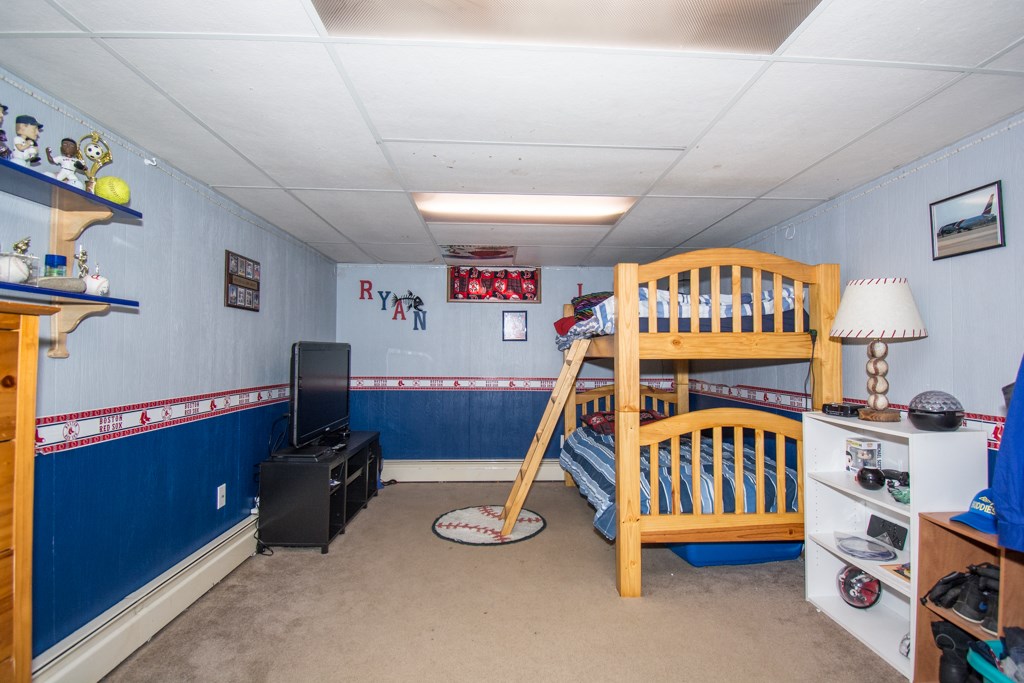 57 Crocus Street Warwick, RI 02886 - Photo 26 of 28 Gallery Image 26