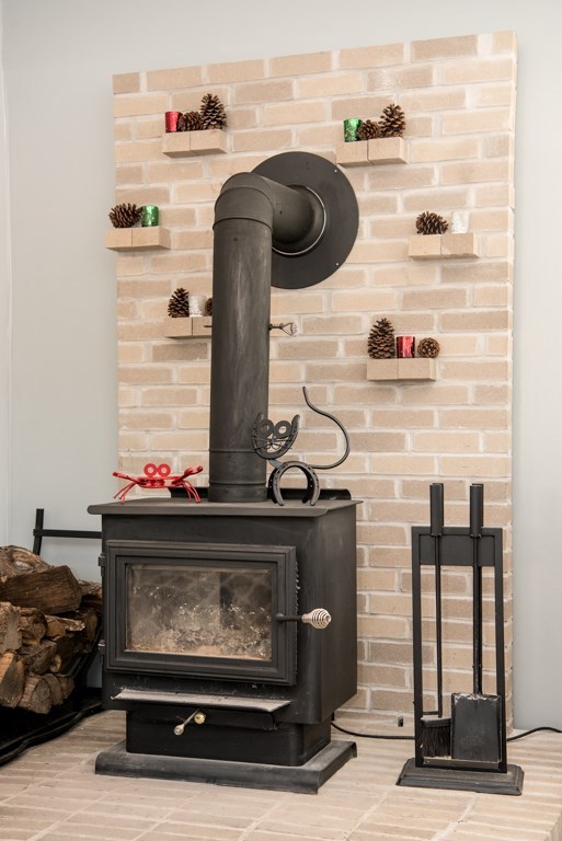 57 Crocus Street Warwick, RI 02886 - Photo 5 of 28 Gallery Image 5